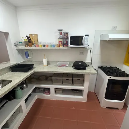Apartamento Enseada - piscina e apenas 400m da Praia-2